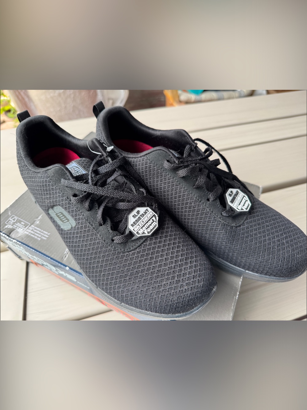 New: Skechers womans's Black Knit Lace-Up Sneakers with Pink Interior